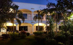 White Elephant Resort  3*
